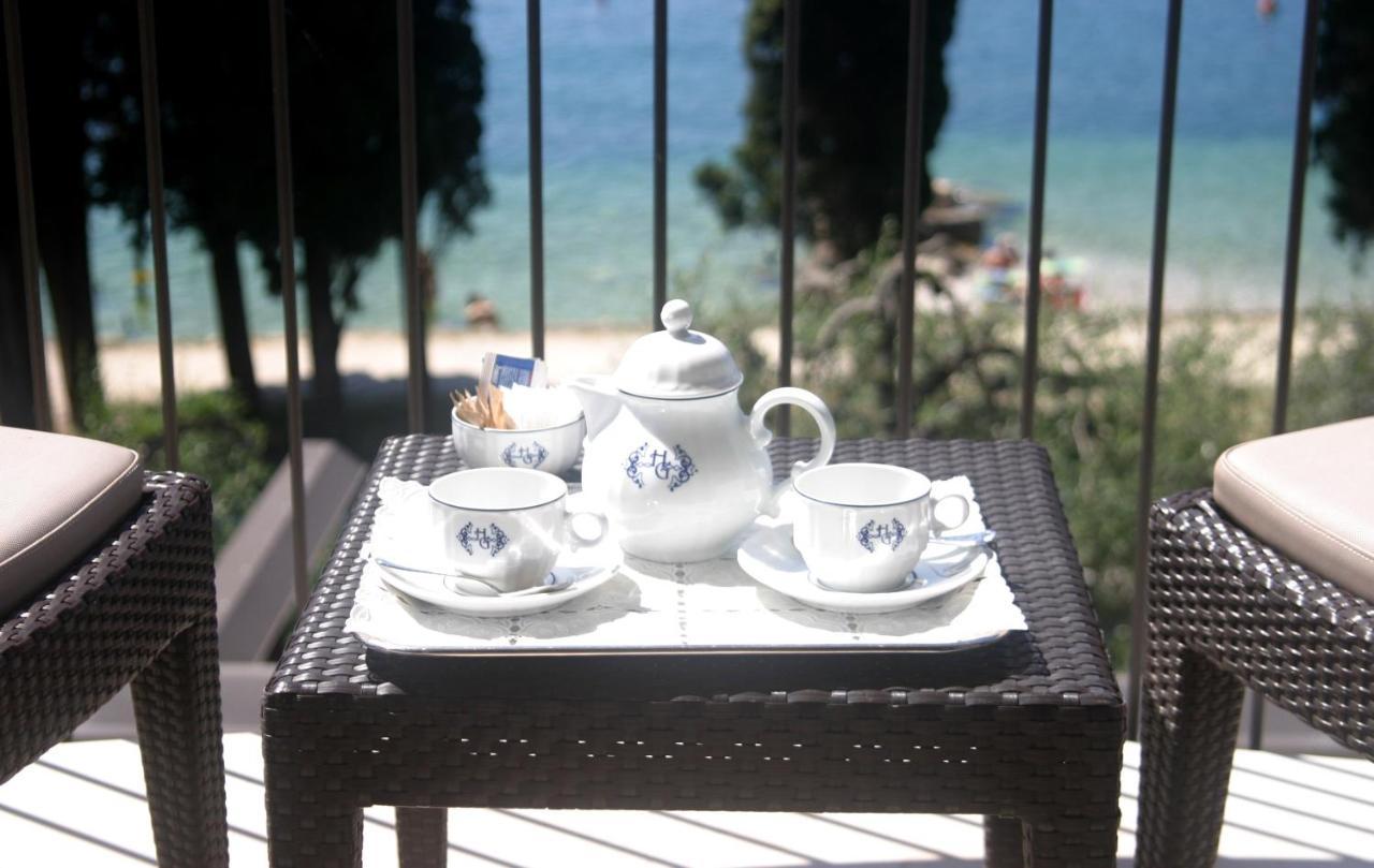 Hotel Galvani Torri Del Benaco Dış mekan fotoğraf