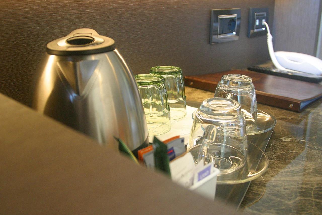 Hotel Galvani Torri Del Benaco Dış mekan fotoğraf