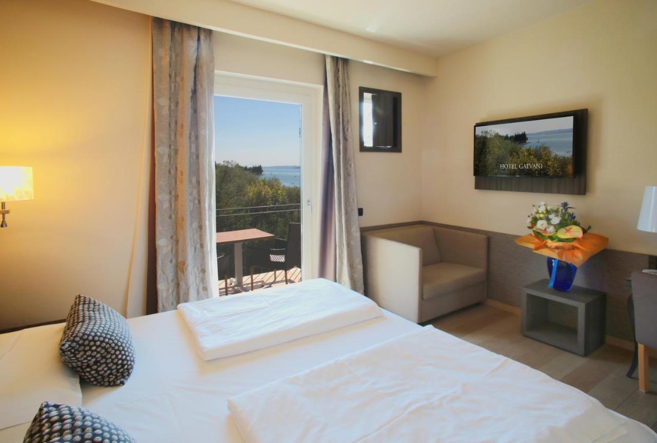 Hotel Galvani Torri Del Benaco Dış mekan fotoğraf