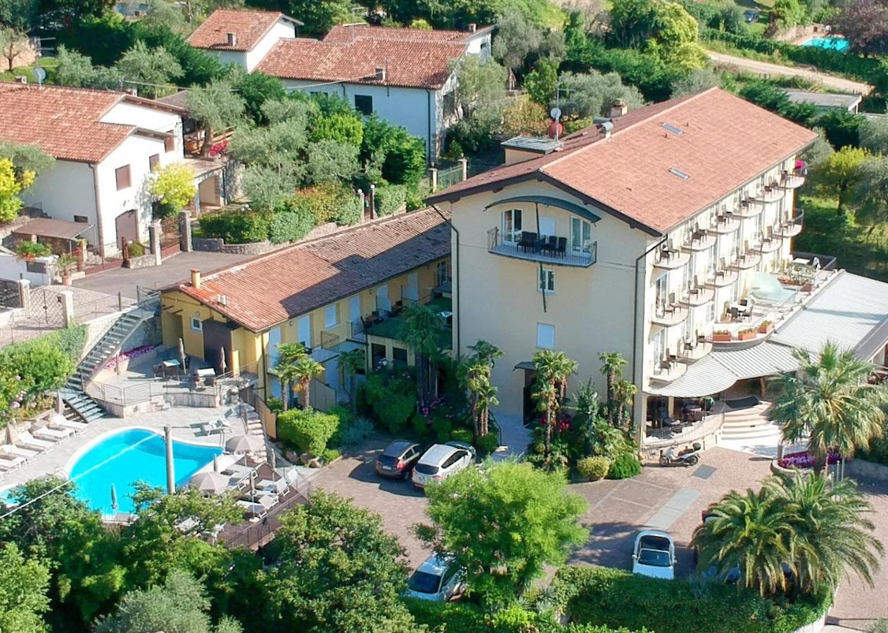 Hotel Galvani Torri Del Benaco Dış mekan fotoğraf