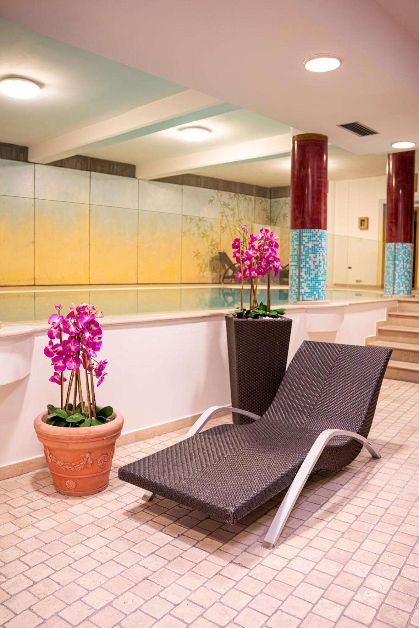 Hotel Galvani Torri Del Benaco Dış mekan fotoğraf
